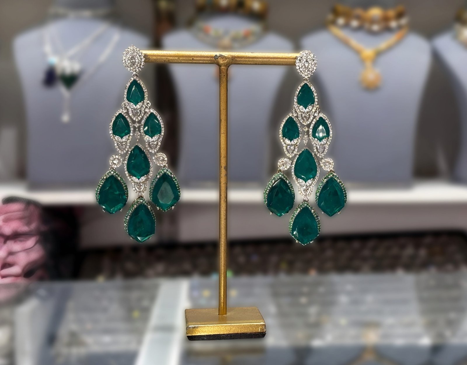 Emerald Earing With A.D Stone